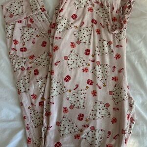 Caden Lane “Very Mery” bamboo buttery soft joggers size Small.